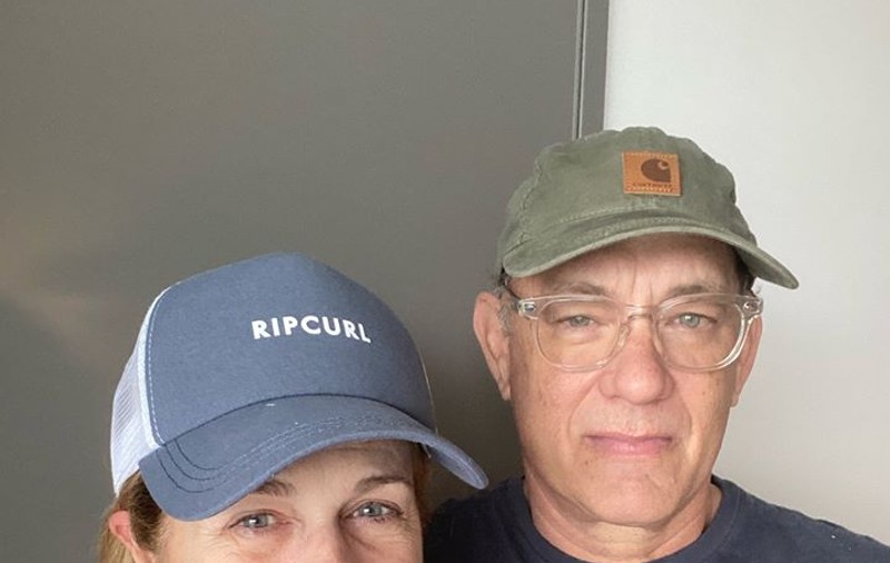 Tom Hanks s-a întors în Los Angeles, după ce s-a vindecat de coronavirus