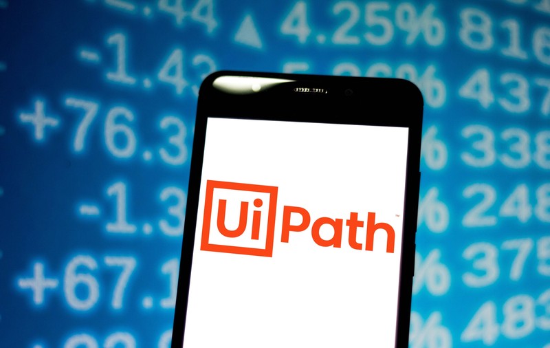 UiPath concediază 10% din angajați. Ce alte mari companii au anunțat restructurări de la începutul anului până acum