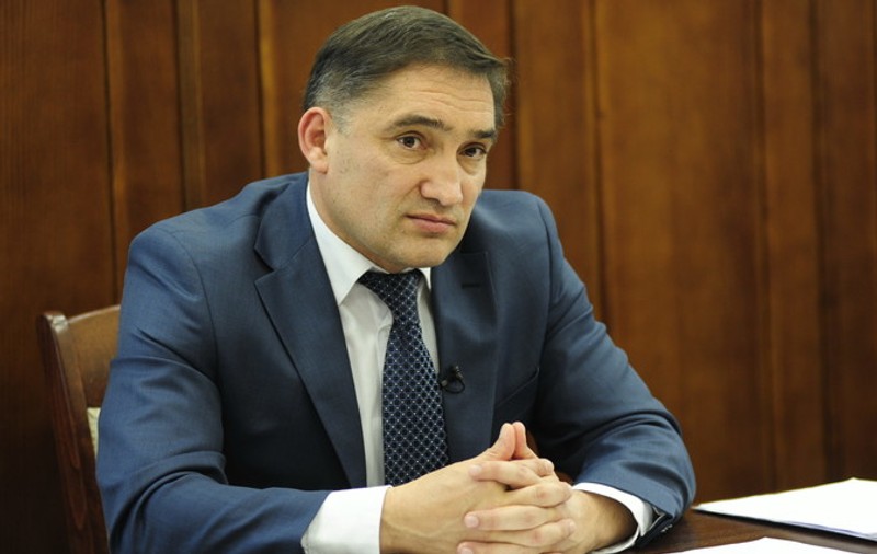 Procurorul general al Republicii Moldova, Alexandr Stoianoglo, urmărit penal. A fost ridicat din birou de mascați