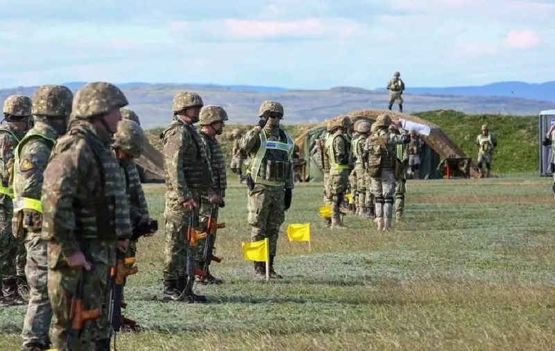 Rezerviștii din două județe, mobilizați la antrenamente de MApN. Când are loc pregătirea militară