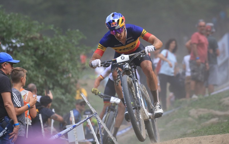 Medalie de aur pentru România la Jocurile Europene din Polonia: Vlad Dascălu a câștigat proba de mountain-bike