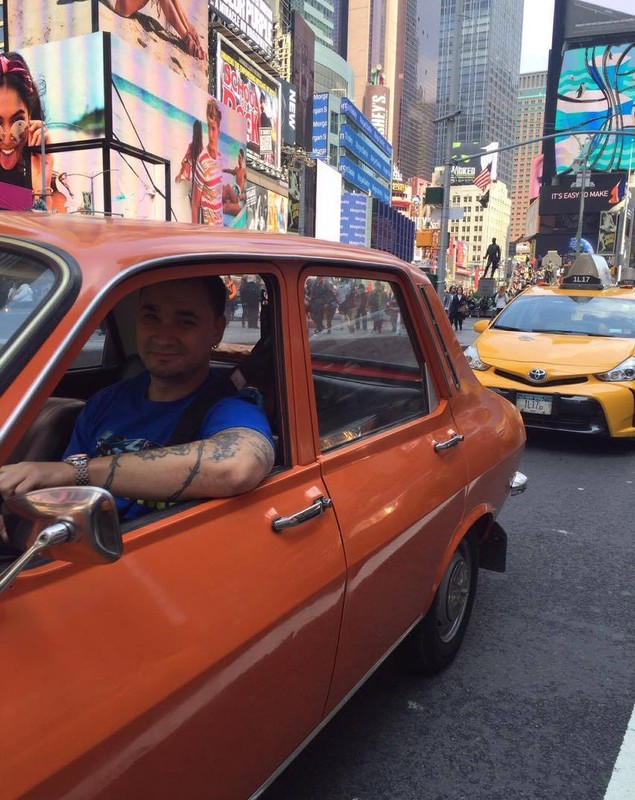 EXCLUSIV. Mimi, furia roșie de pe șoselele Americii. Singura Dacie cu ”buletin” de New York care va străbate faimoasa Route 66