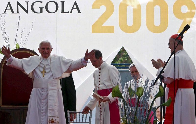S-au omorât între ei pentru a-l vedea pe Suveranul Pontif