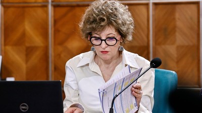 Hidroelectrica a fost pusă pe butuci prin contracte cu intermediari privați, acuză vicepremierul Oana Gheorghiu: „Cine spune că ne vindem țara e ticălos”