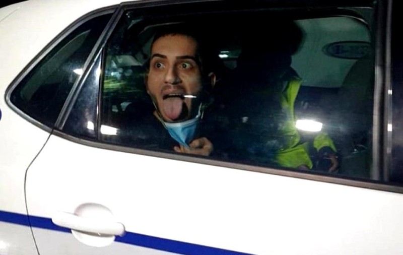Fulgy a fost reținut de poliție, a lovit un jurnalist și i-a furat telefonul mobil