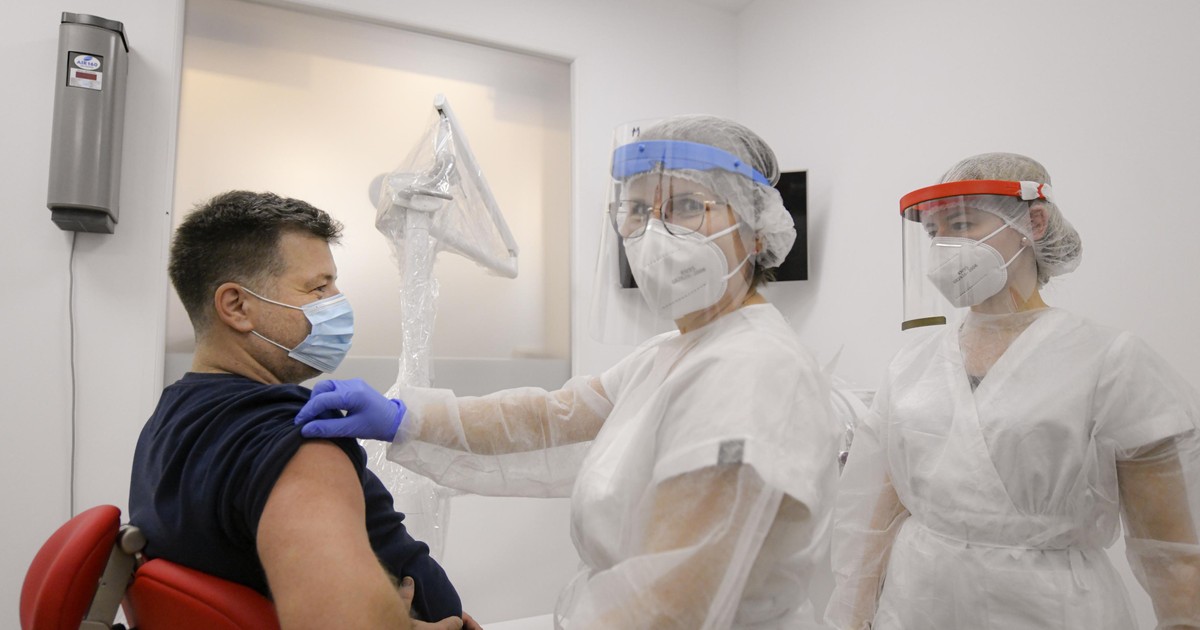 Peste 35.000 de persoane vaccinate anti-COVID-19 în ultimele 24 de ore