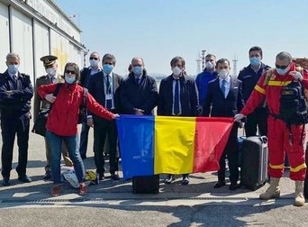 Echipa de medici și asistenți medicali români| Foto: Pagina de Facebook a guvernatorului Lombardiei