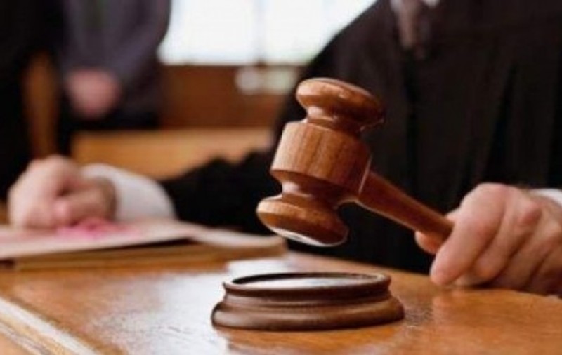 Asistentul condamnat pentru că seda paciente și apoi le viola a fost eliberat condiționat
