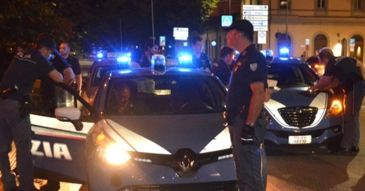 Un român a prins un hoț italian care voia să-i spargă locuința! L-a ajutat și un marocan ca să-l imobilizeze pe intrus