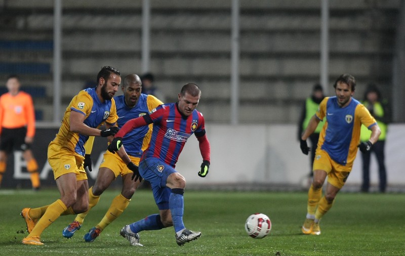 LIGA I / Petrolul - CSMS Iași 0-2. "Lupii", ieftini ca Braga / VIDEO