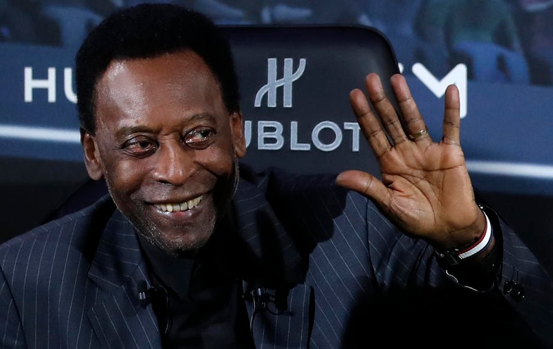 Pele a fost externat din spital, după două săptămâni de chimioterapie. „Cum am promis, voi petrece Crăciunul în familie”