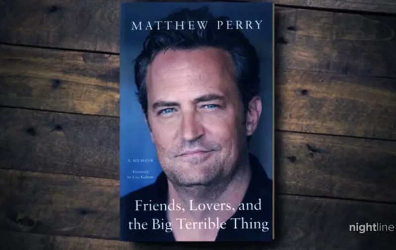 De ce vrea Matthew Perry să-și reediteze cartea de memorii: „Am spus o prostie!”