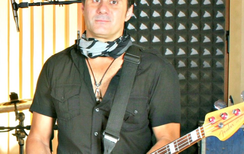 FOTO/ Prima fotografie a grupului Direcția 5! Marian Ionescu, rocker pricăjit care doar visa la Porsche!
