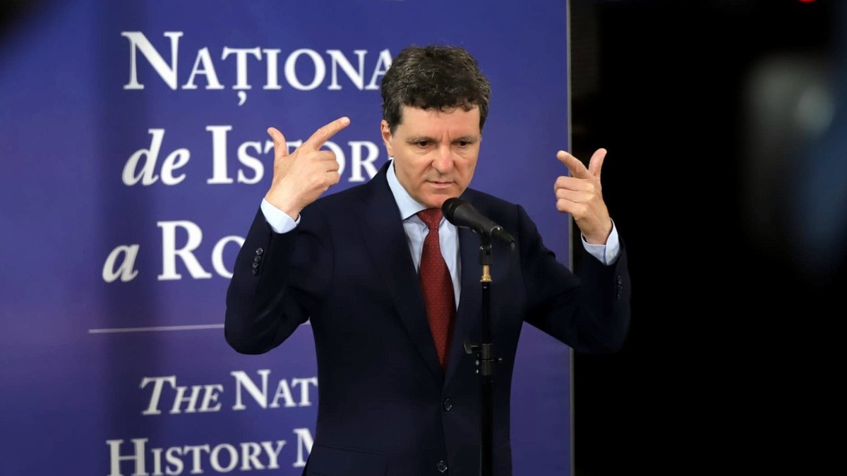 Nicușor Dan i-a replicat lui Alexandru Muraru, după ce vicepreședintele PNL i-a transmis că PSD are acces la el