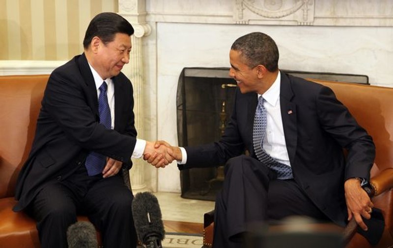 Obama i-a făcut cadou omologului său chinez o bancă de lemn