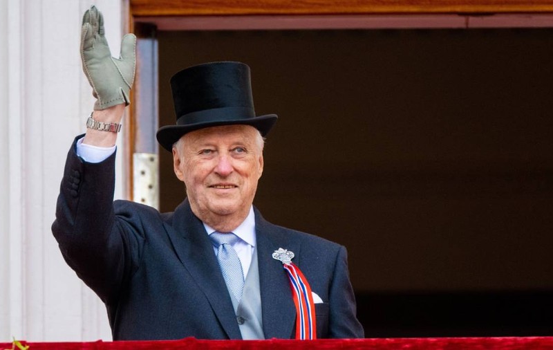 La trei ani a fugit din calea naziștilor, apoi a participat la trei olimpiade și a devenit rege. Cine a fost Harald al V-lea, primul prinț născut în Norvegia după 567 de ani