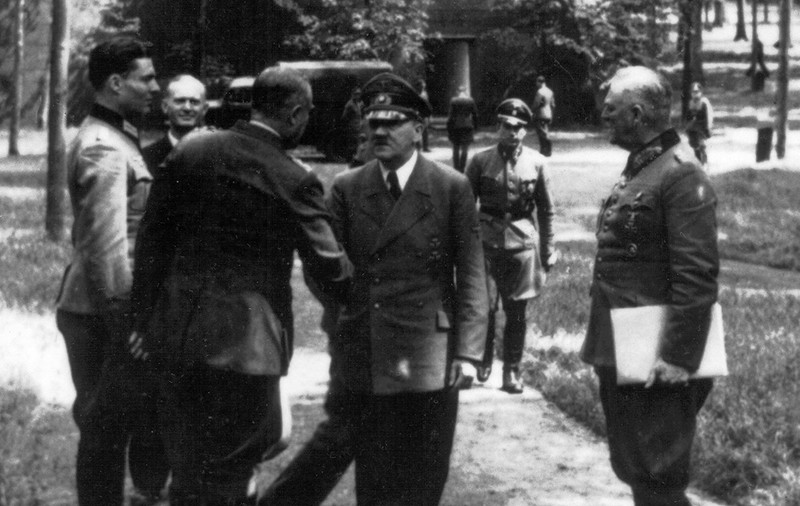 Cum a eșuat cel mai cunoscut complot de asasinare a lui Hitler. Expert:  „Al Doilea Război Mondial ar fi fost mult mai haotic și mai sângeros dacă ar fi fost ucis Hitler” 