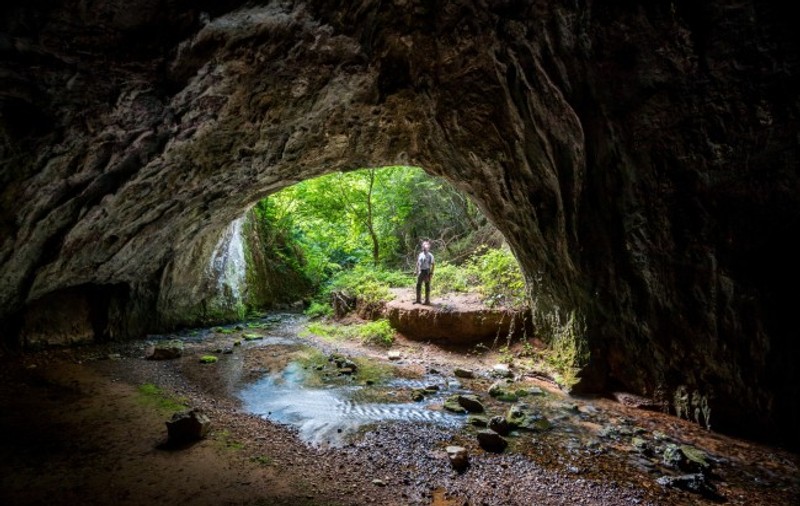 Cele mai spectaculoase peșteri din România sunt în Bihor. Invitație la speoturism