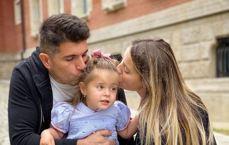 Laura Cosoi spune totul despre căsnicia cu soțul ei. Cei doi vor deveni părinți pentru a doua oară. „Există și momente de tensiune”