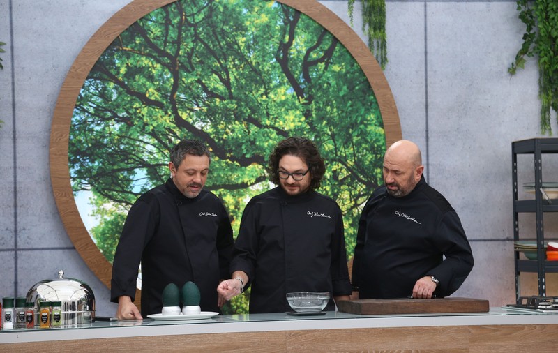 Bontea, Scărlătescu și Dumitrescu, puși la mare încercare la „Chefi la cuțite”: „N-am mai gătit în viața mea cu așa ceva”