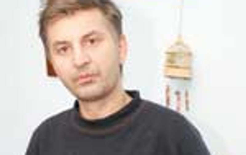 Incercarile care  l-au impins la sinucidere pe  tatal Larisei