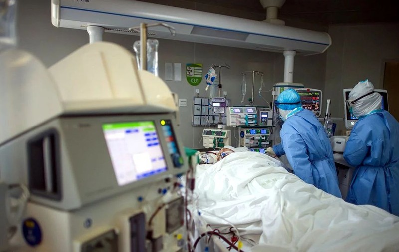 Anchetă epidemiologică. 22 de cadre medicale de la Spitalul Militar din Focșani, confirmate cu coronavirus