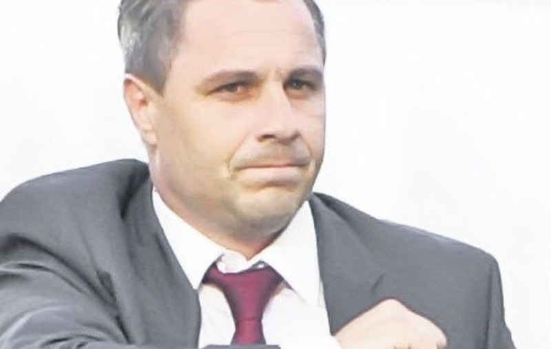 Şumudică poate sta pe bancă la derby-ul cu Steaua