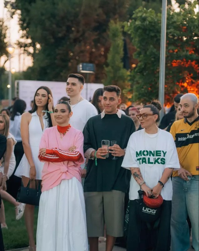 Cum a apărut Alexia Eram alături de iubitul Tonghi. Au făcut furori împreună la ELLE New Media Awards 2025