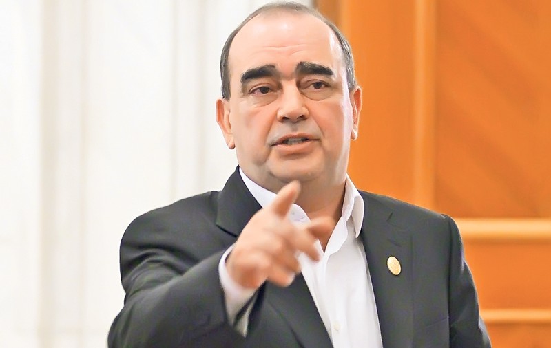 Situație de tot râsul la Camera Deputaților! Gigi Nețoiu, plătit de Parlament, deși e la pușcărie