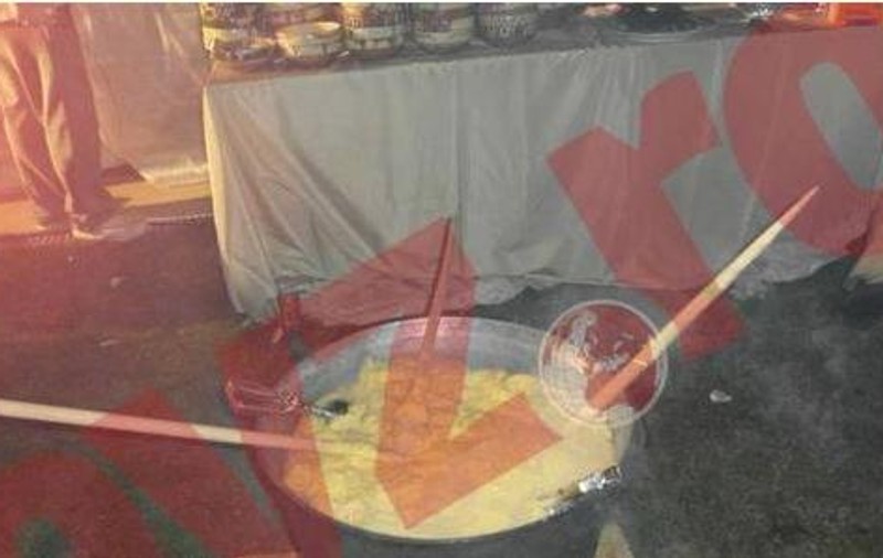 Foto | Nuntă de un milion de euro cu mămăligă! Iată cu ce bucate la ceaun şi-a surprins Borcea invitaţii!