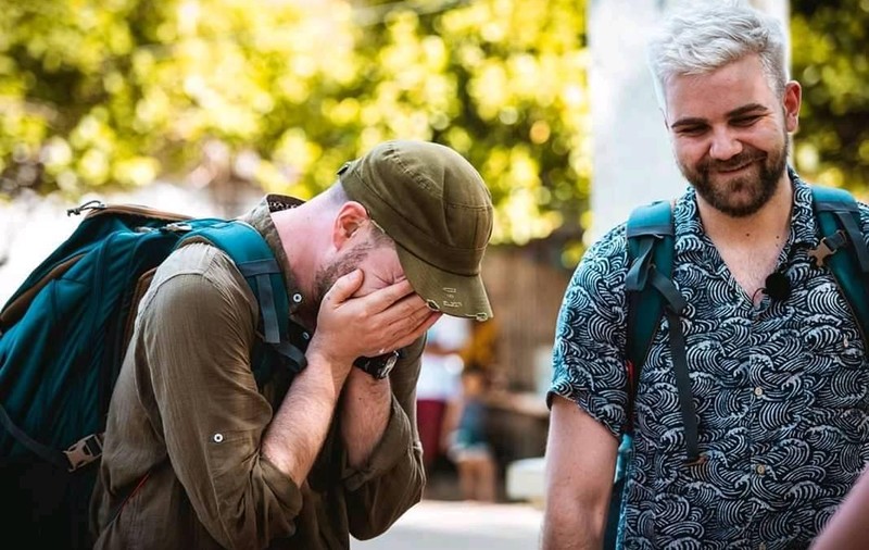 Alex Abagiu a izbucnit în lacrimi la Asia Express. „Mi-am spart faţa. Am dat cu capul de pământ”