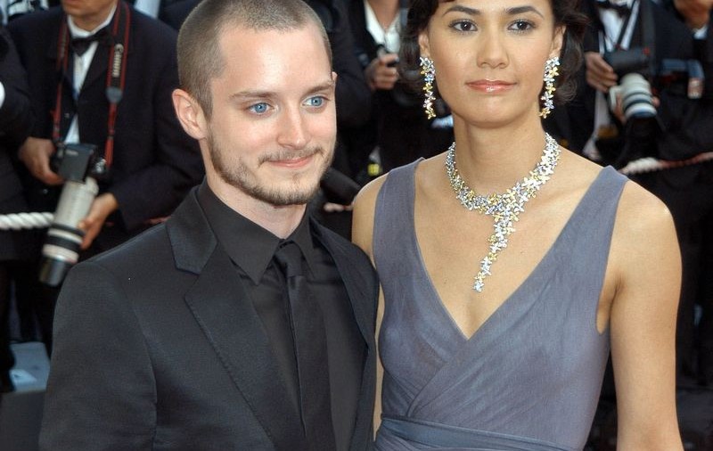 Elijah Wood, starul din „Stăpânul inelelor", s-a despărţit de iubita sa