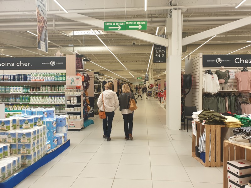 Supermarketurile din Deux Sevres, înainte să înceapă criza