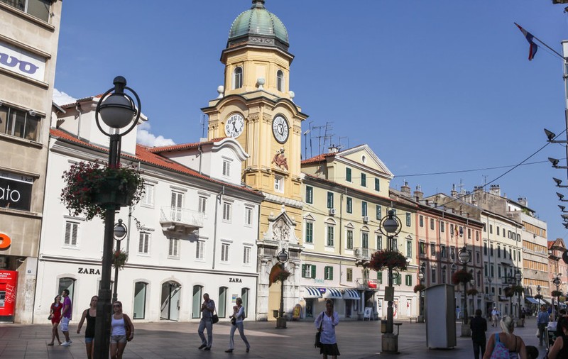 Croaţia a înregistrat o scădere cu aproape 10% a numărului de locuitori în zece ani