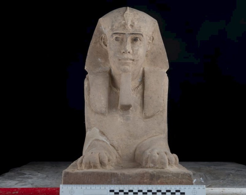Arherologii au descoperit un nou sfinx în Egipt