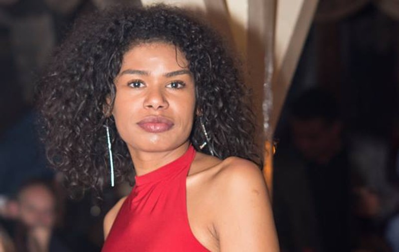 Mulatra Rose, în doliu. Prietena sa a murit la doar 17 ani din cauza unei răceli