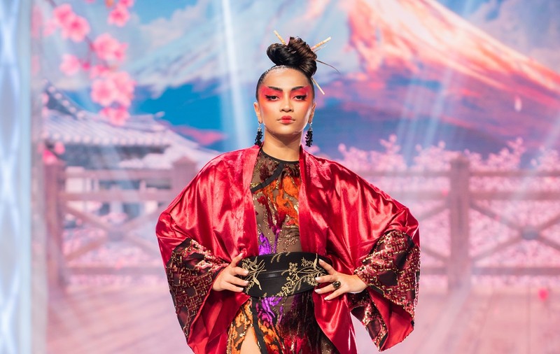 Viața cântăreței Bella Santiago înainte să devină celebră în România. Ce suferință a trăit în Filipine: „El a plecat la război, în Afganistan, și mi-a promis că va reveni”