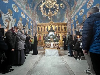 Slujba din Vinerea Mare la mânăstirea Lavra Pecerska.