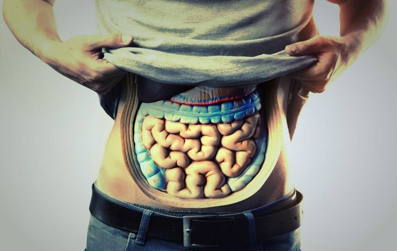 CUM ÎȚI DETOXIFICI COLONUL CU DOAR DOUĂ INGREDIENTE