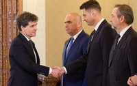 Dan Motreanu (primul din dreapta) este pe lista scurtă de premieri a lui Nicușor Dan înaintea consultărilor de la Cotroceni. Foto: Profimedia