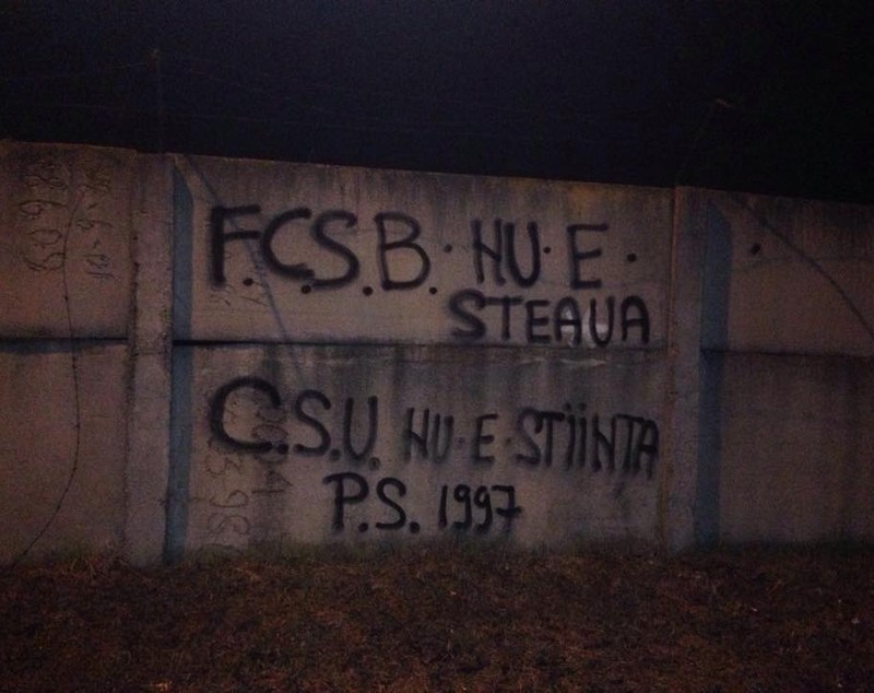 Suporterii "defunctei" FC U au vandalizat stadionul ”Extensiv”! / FOTO
