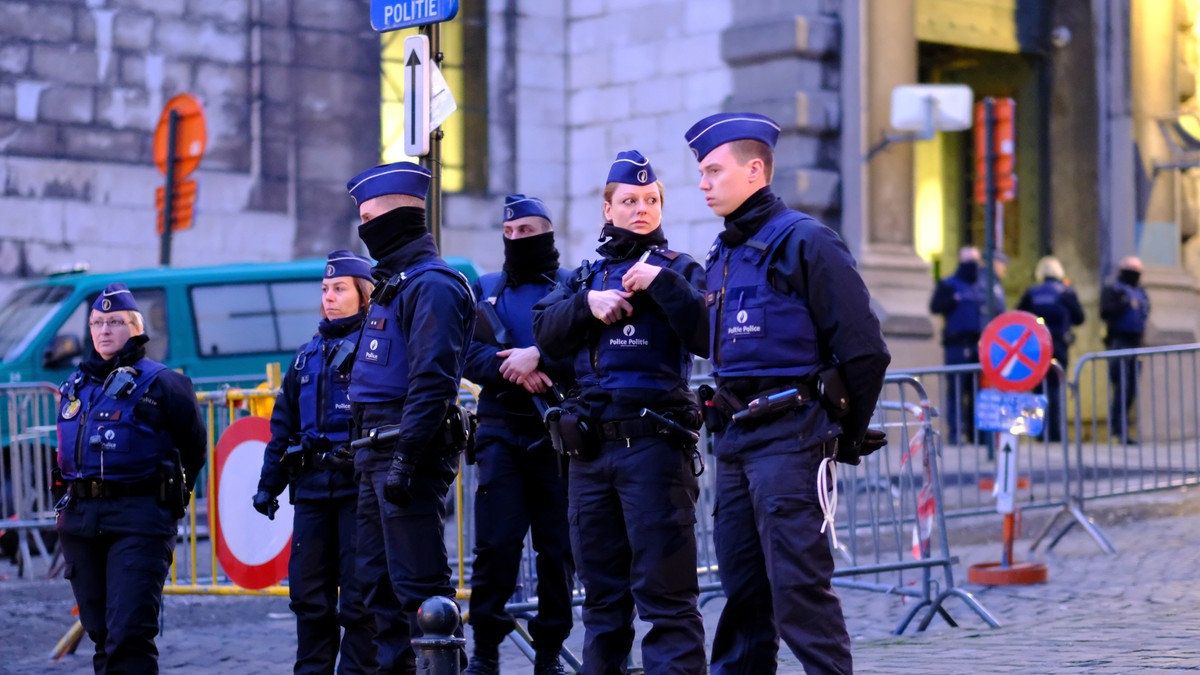 Sunt aproxmativ 30.000 de posibili terorişti jihadişti în Europa
