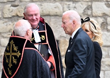 Joe și Jill Biden sosesc la Westminster Abbey pentru înmormântarea Reginei Elisabeta a II-a Foto:Profimedia