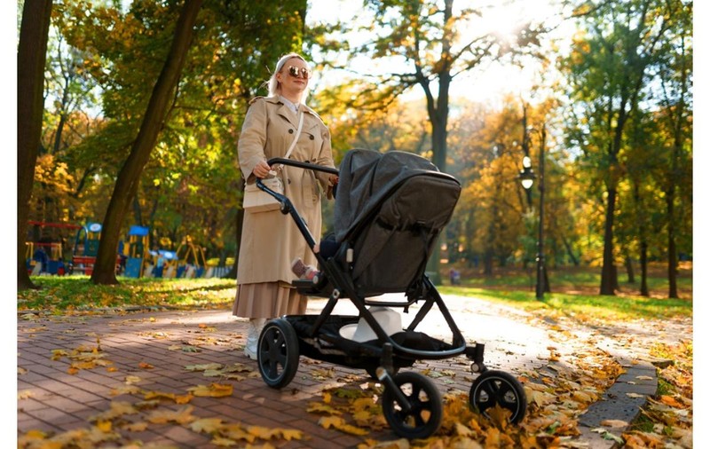 Cum alegi un cărucior de copil dacă locuiești la oraș