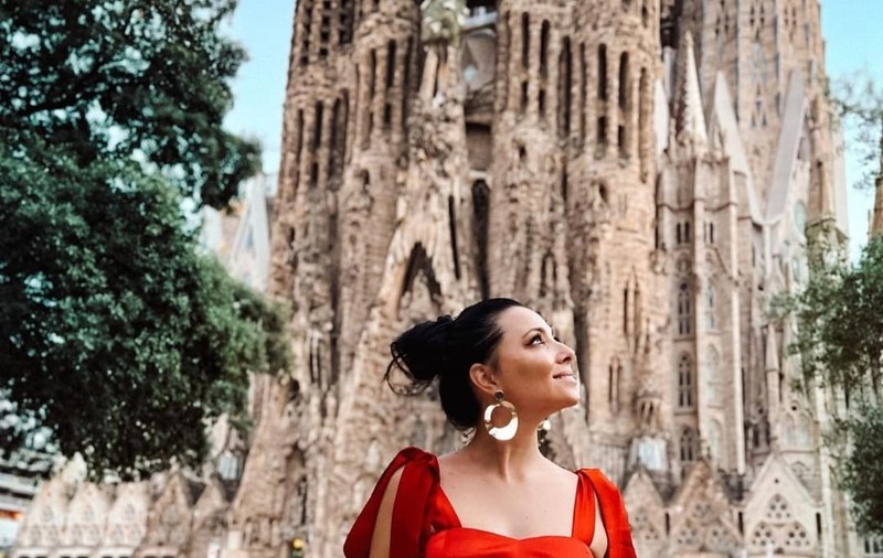 Corina Caragea, la ora confesiunilor: „La Barcelona m-aș muta!”. În ce țară a mâncat carne de crocodil și unde stă lumea la coadă să mângâie pisici