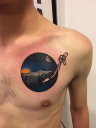 Băiatul lui Brigitte Sfăt s-a tatuat. Ce desen a ales Robert. “Este real?”