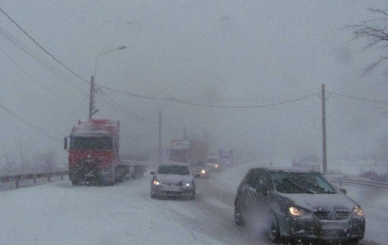 Autoritățile sunt în ALERTĂ, după instituirea CODULUI PORTOCALIU de ninsori și viscol
