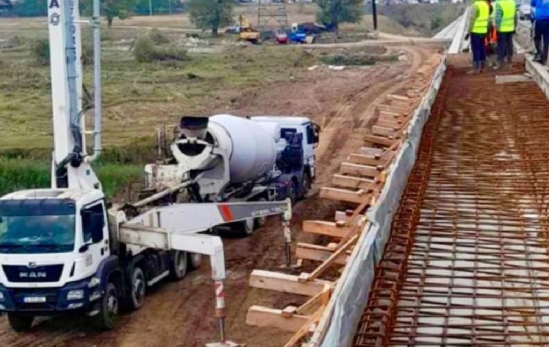 Traficul pe DN 1A, închis la Blejoi, lângă Ploiești. Care sunt variantele ocolitoare
