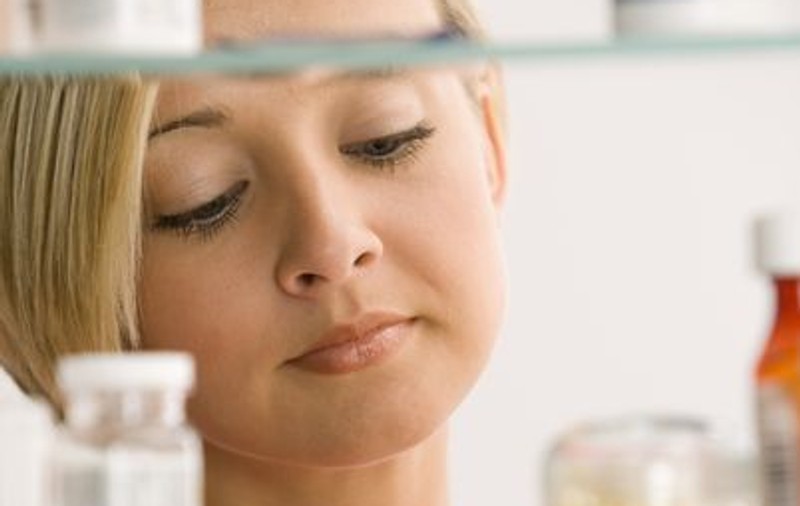 Cum depozitezi corect medicamentele acasă 