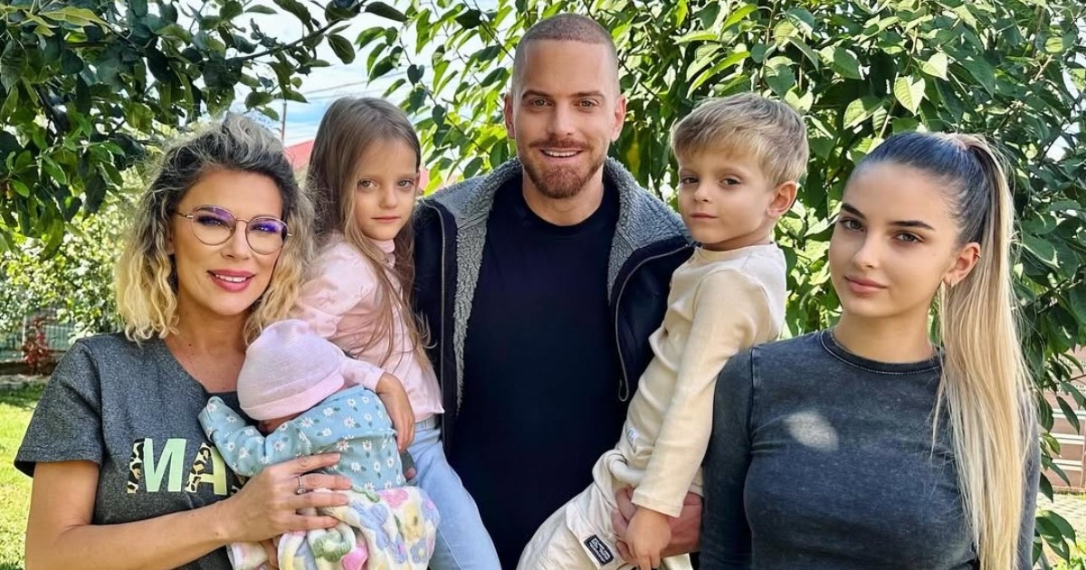 Alina Laufer și familia sa